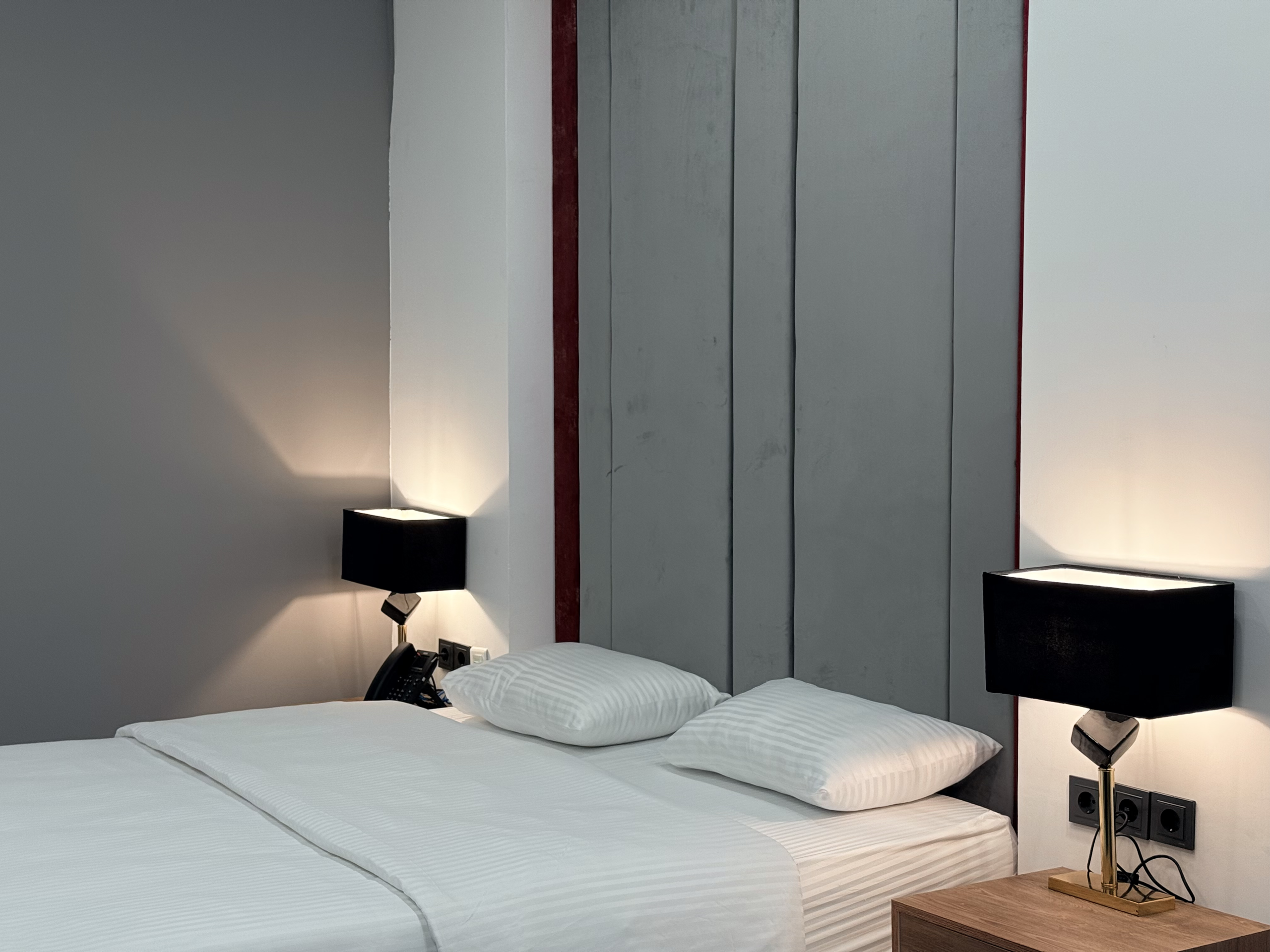 سوییت هتل بزرگ خورشید